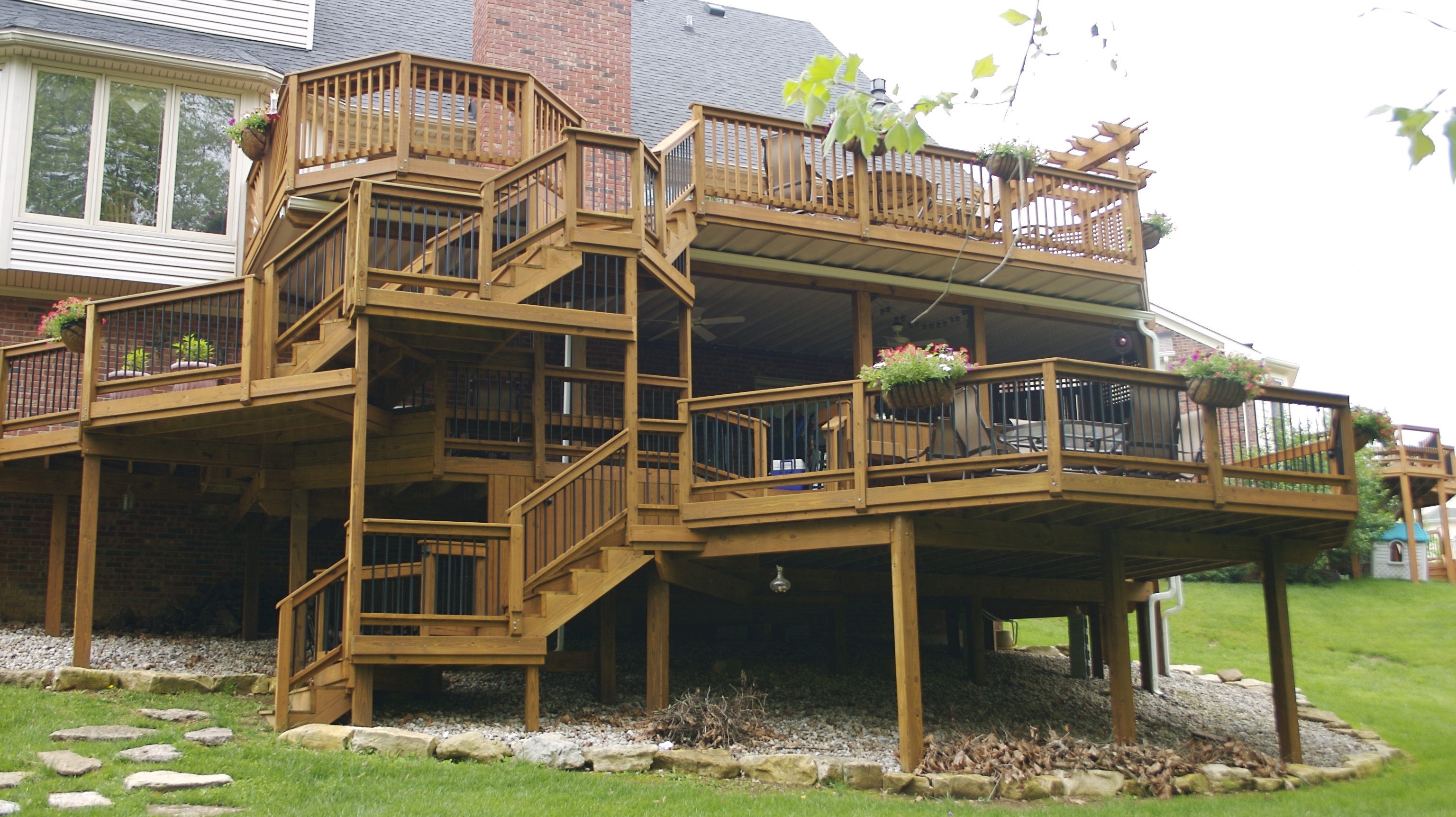 American Deck & Sun: Underdeck Systems