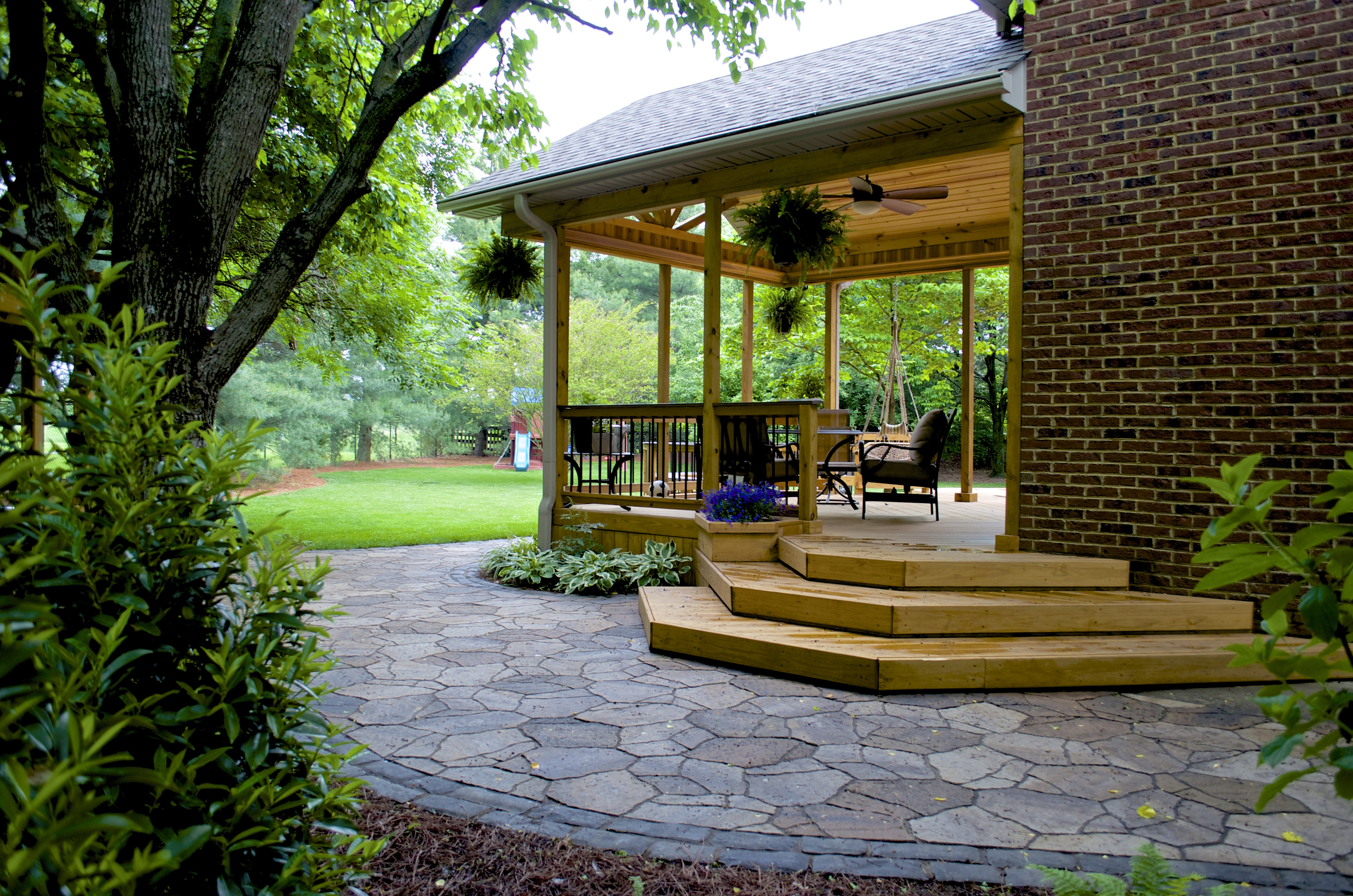 custom lanai
