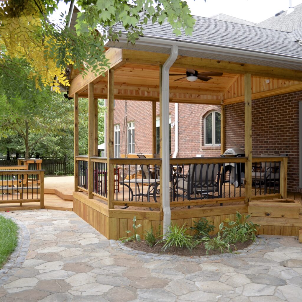 custom lanai